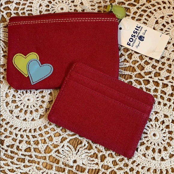 Fossil Accessories - 🎁🆕 NWT Fossil 🎉2X HP🎉 card case/slim wallet